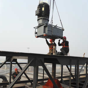 大型事故浆液箱搅拌安装